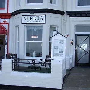 Miricia 3* Scarborough