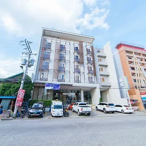 Hotel Reddoorz Plus @ Roxas Street Davao